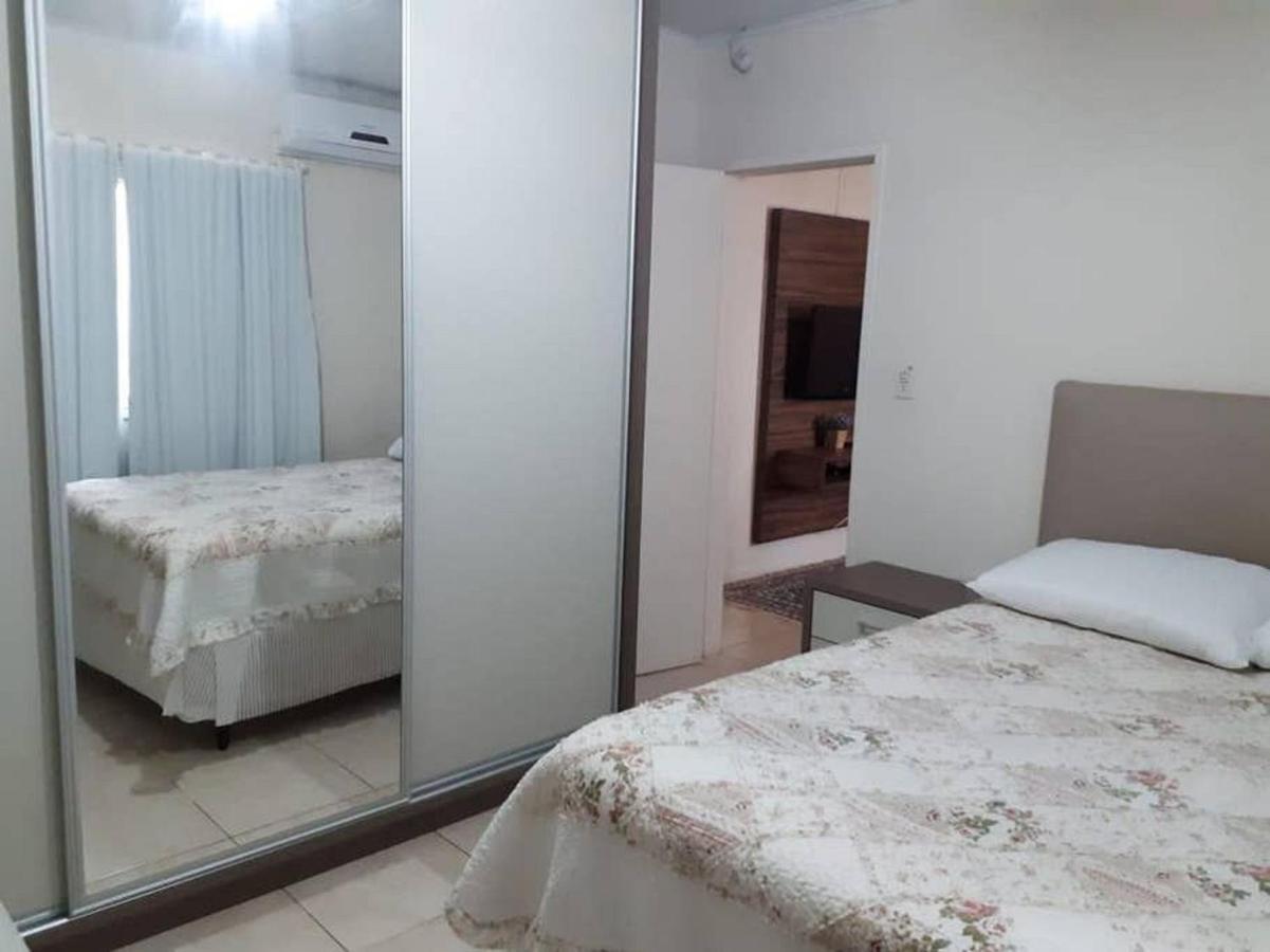 Casa De 03 Dormitorios No Centro De Bombinhas Esterno foto